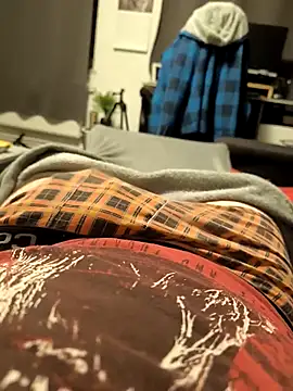 OdinWolf1990 online show from March 22, 4:24 am