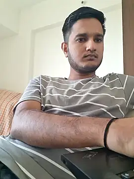 Jonrobinso online show from April 12, 3:53 am