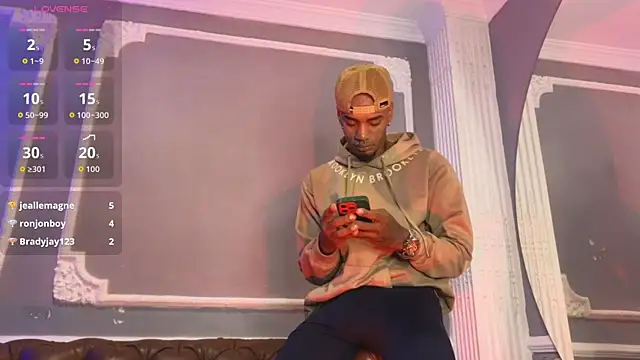 AaronCruz  online show from September 13, 2:18 pm