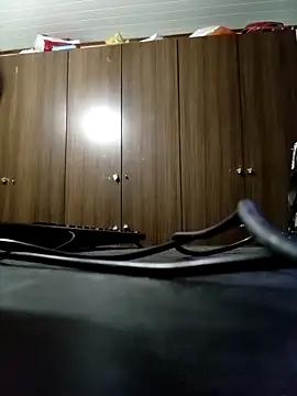 picadura1988 online show from September 18, 2:46 am