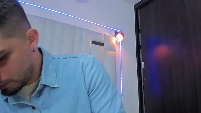Snapshot of Jacoob19_ chatting on March 15, 12:34 pm Jacoob19  online show from March 15, 12:34 pm
