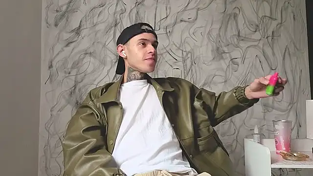 Saturno v online show from October 14, 1:29 pm