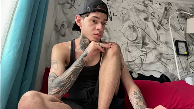 Saturno v online show from January 12, 10:33 pm