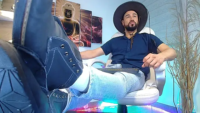 alessandro wye online show from March 17, 9:33 am