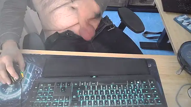 Currycake online show from November 17, 2:53 pm