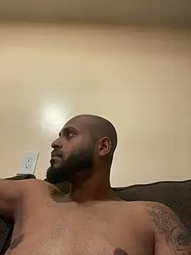 islandvybee55 online show from February 25, 1:45 pm