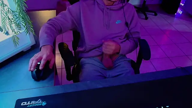 Vlad230323 online show from December 9, 3:23 pm