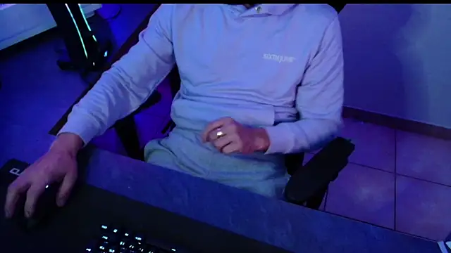 Vlad230323 online show from December 4, 4:16 pm