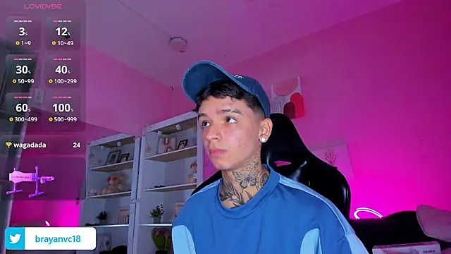 Ian Castillo  online show from September 24, 11:41 am