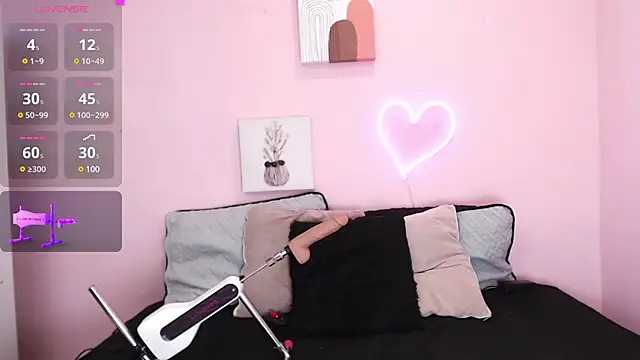 Ian Castillo  online show from December 26, 11:21 am