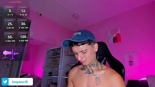 Ian Castillo  online show from September 26, 11:52 am