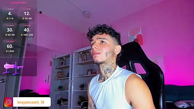 Ian Castillo  online show from December 17, 11:50 am