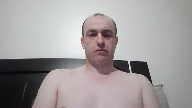 Snapshot of joshuagpratt chatting on January 21, 6:33 pm joshuagpratt online show from January 21, 6:33 pm