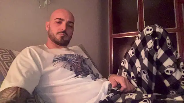 alessandromori91 online show from December 21, 9:23 pm