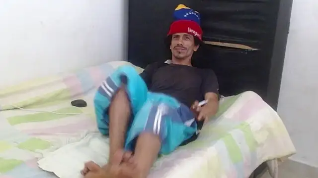 damian bottom bigcock online show from December 4, 4:05 pm