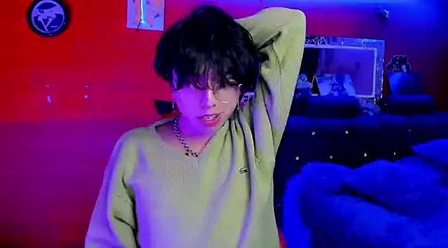 Snapshot of AnggelONfiree chatting on December 22, 3:55 am AnggelONfiree online show from December 22, 3:55 am