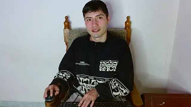 nolanjay  online show from September 26, 10:51 pm