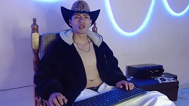 nolanjay  online show from February 14, 3:47 pm