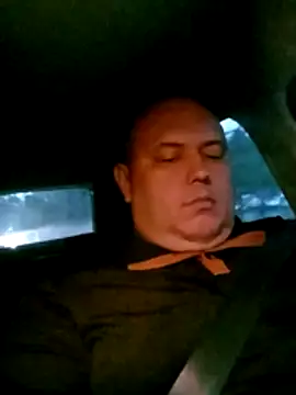 Snapshot of BigromeoXX chatting on October 30, 4:30 pm BigromeoXX online show from October 30, 4:30 pm