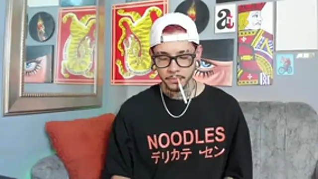 MurdockH online show from October 19, 5:34 am