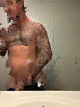 Snapshot of jtw14 chatting on October 24, 12:29 pm jtw14 online show from October 24, 12:29 pm