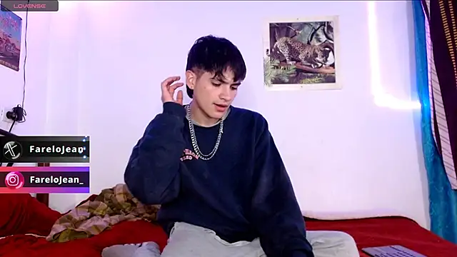 Snapshot of jeanfarelo chatting on January 5, 3:43 am jeanfarelo online show from January 5, 3:43 am