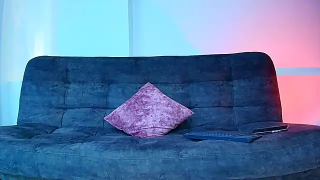 alexander collin02 online show from September 11, 12:59 pm