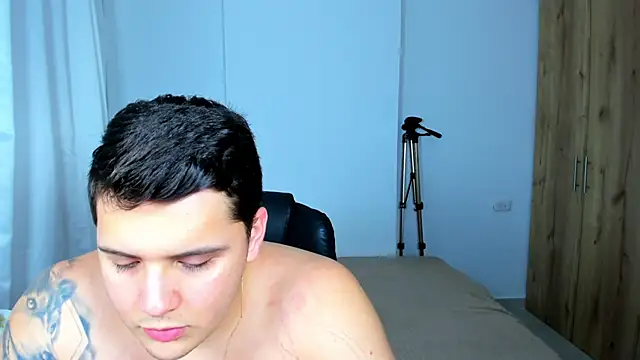 jhonstark09 online show from February 6, 9:49 pm