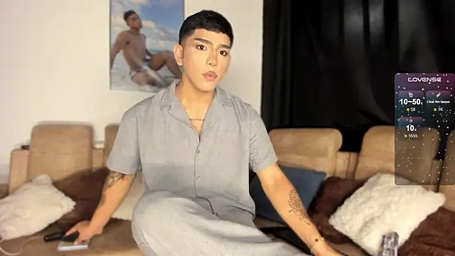 Snapshot of babydragun chatting on October 7, 12:04 am babydragun online show from October 7, 12:04 am