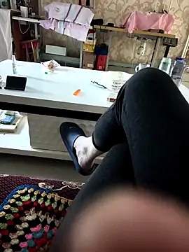 huzi518 online show from February 24, 2:30 am