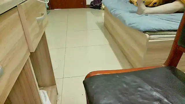 huzi518 online show from September 26, 12:30 am