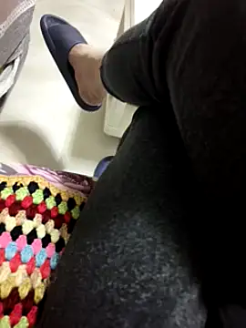 huzi518 online show from January 18, 2:12 pm