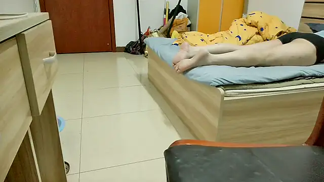 huzi518 online show from September 9, 1:43 pm