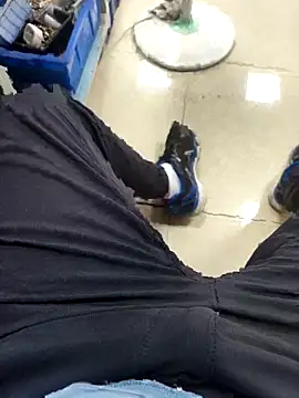 huzi518 online show from September 19, 7:53 am