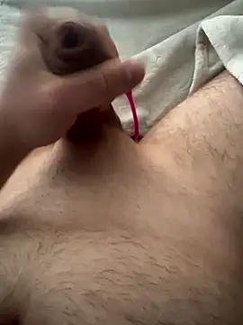 Snapshot of Young-hornyboy chatting on October 5, 11:47 am Young-hornyboy online show from October 5, 11:47 am