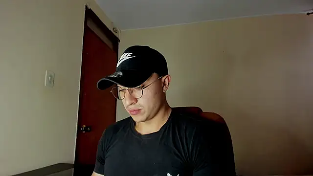 Leoknight online show from February 13, 10:22 pm