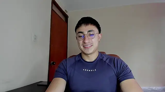 Leoknight online show from March 17, 9:35 pm