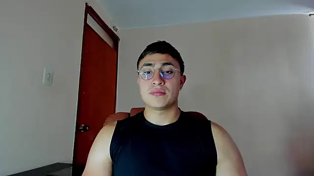 Leoknight online show from February 10, 6:35 pm