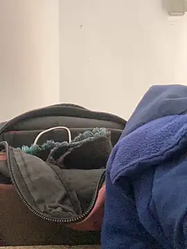 Lucascacaca online show from January 1, 2:31 pm