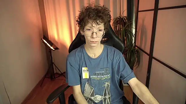 TommieH online show from February 16, 5:48 am