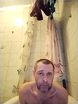 Andrzej-M online show from February 25, 10:00 pm