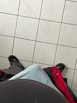 lescoquin2215 online show from November 21, 8:35 am