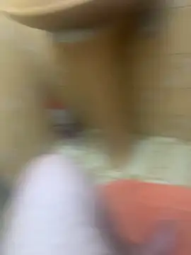 Snapshot of gozador2912 chatting on February 4, 2:21 pm gozador2912 online show from February 4, 2:21 pm