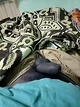 Snapshot of Karthik924 chatting on December 14, 4:20 pm Karthik924 online show from December 14, 4:20 pm