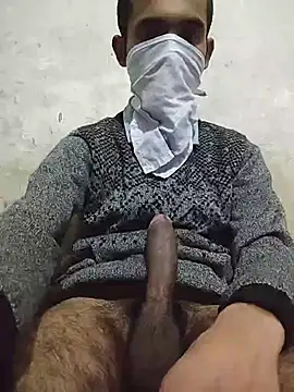 p B  online show from December 9, 4:18 pm