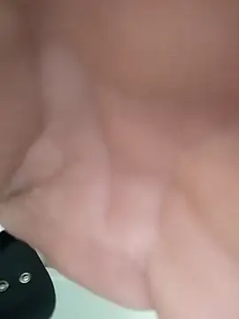 jonyfree1978 online show from March 22, 4:37 pm