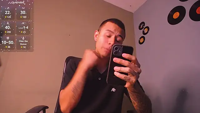 Bryansteban online show from March 13, 7:50 pm