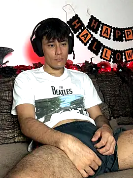 Huge latin cock online show from October 18, 11:20 pm