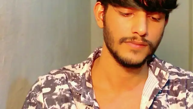 kingkartik7 online show from February 26, 5:14 pm