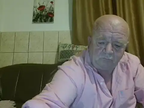 fullballs6 online show from February 19, 2:44 am